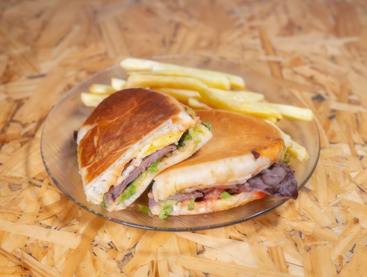 Sándwich de Lomito con papas fritas